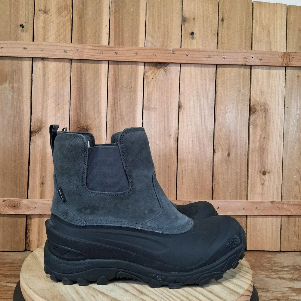 The North Face Chilkat IV Boots Mens 11 Gray Suede Pull On Snow Winter Insulated